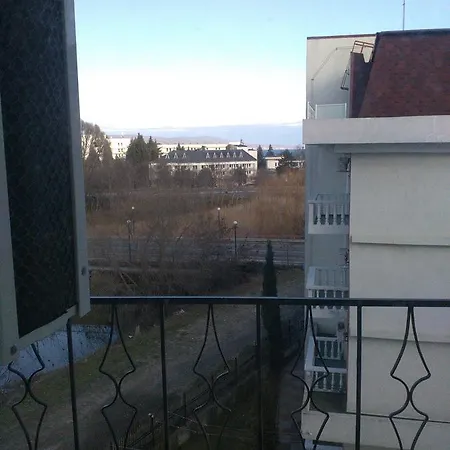 Azuro Daire